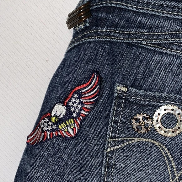 Levi’s Medium Wash Demi Curve Low Rise Skinny Jeans Tag 28 x 32 ( 30 X 30) - Picture 4 of 11